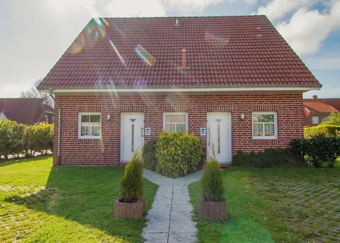 Haus Leuchtturm - Ebbe Krummhörn